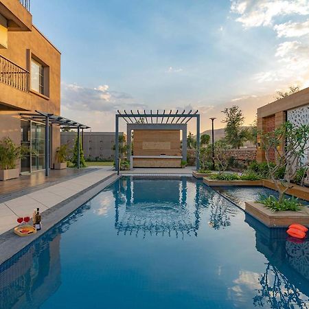 Noah'S Ark By Stayvista - Jaipur With Private Pool Dhānd Екстериор снимка