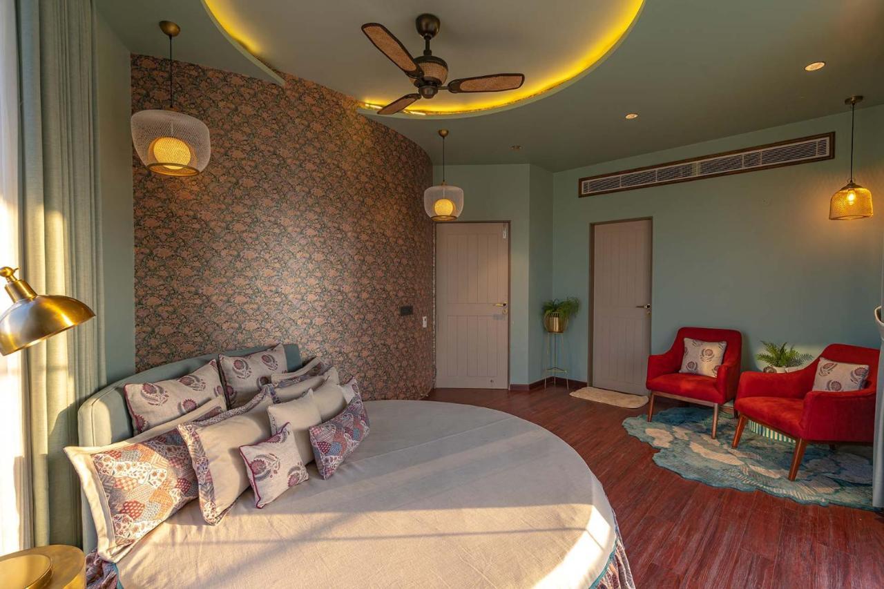 Noah'S Ark By Stayvista - Jaipur With Private Pool Dhānd Екстериор снимка