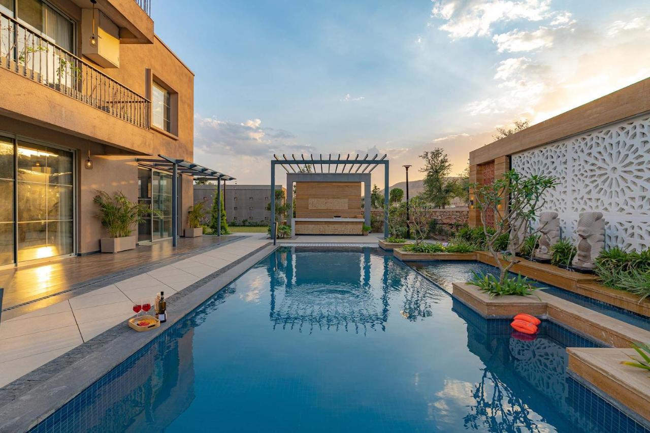 Noah'S Ark By Stayvista - Jaipur With Private Pool Dhānd Екстериор снимка